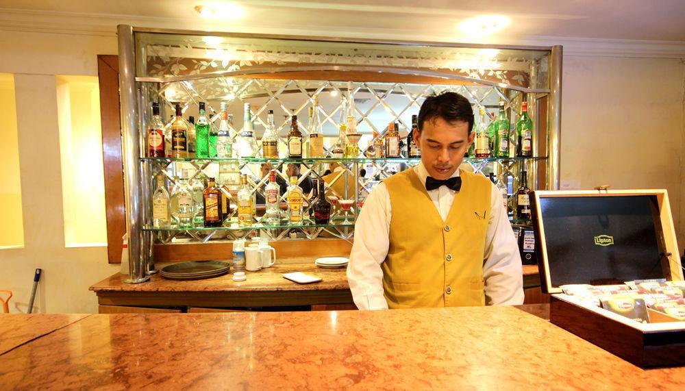 Hotel Maharadja Джакарта Экстерьер фото
